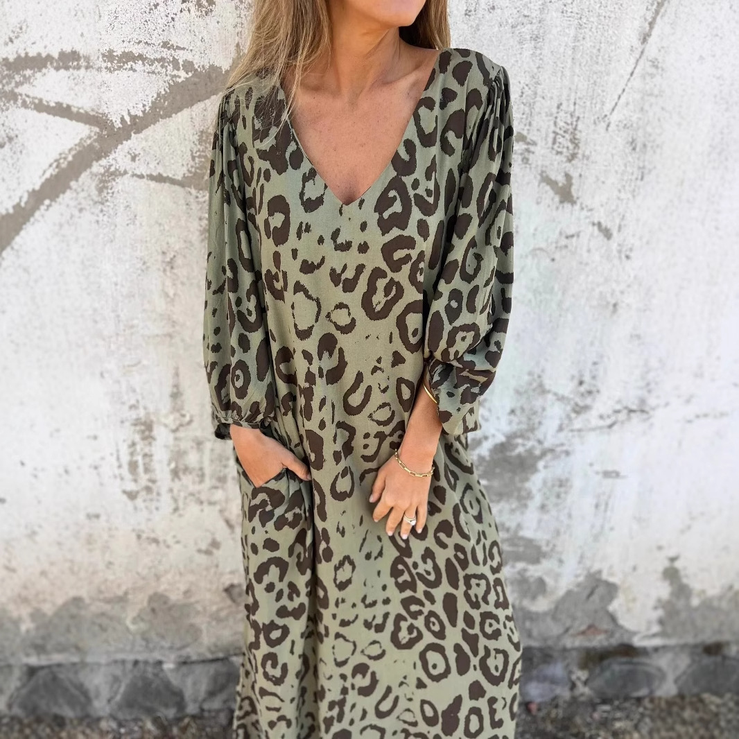 Denise | Dress with Leopard Print